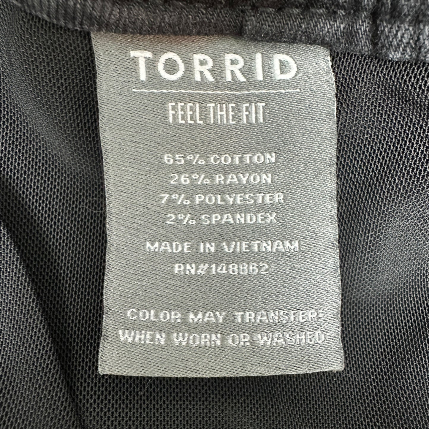 Torrid Feel The Fit Pants Womens 18R Black Denim Front 4 Button Zip Closure EUC