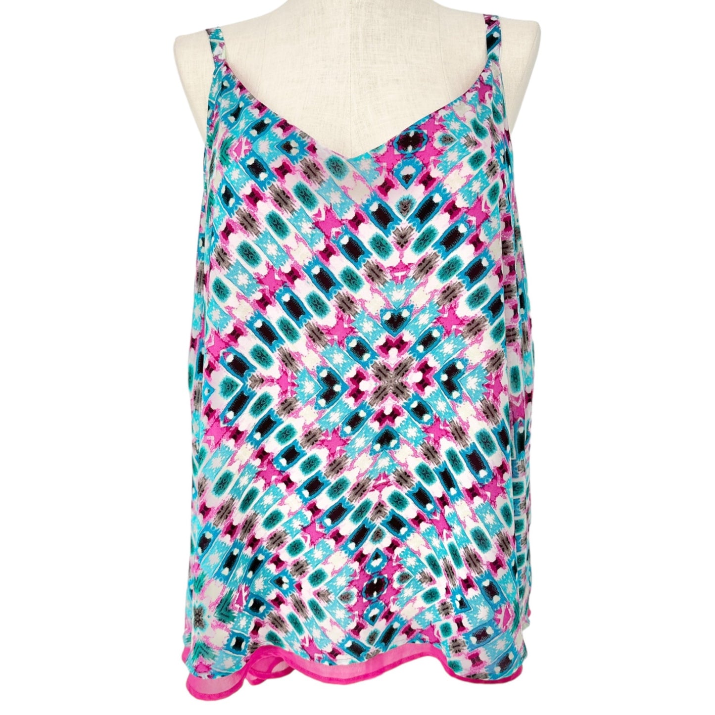 Torrid Tank Top Womens Size 3X Geometric Multicolor Print Solid Pink Underlayer