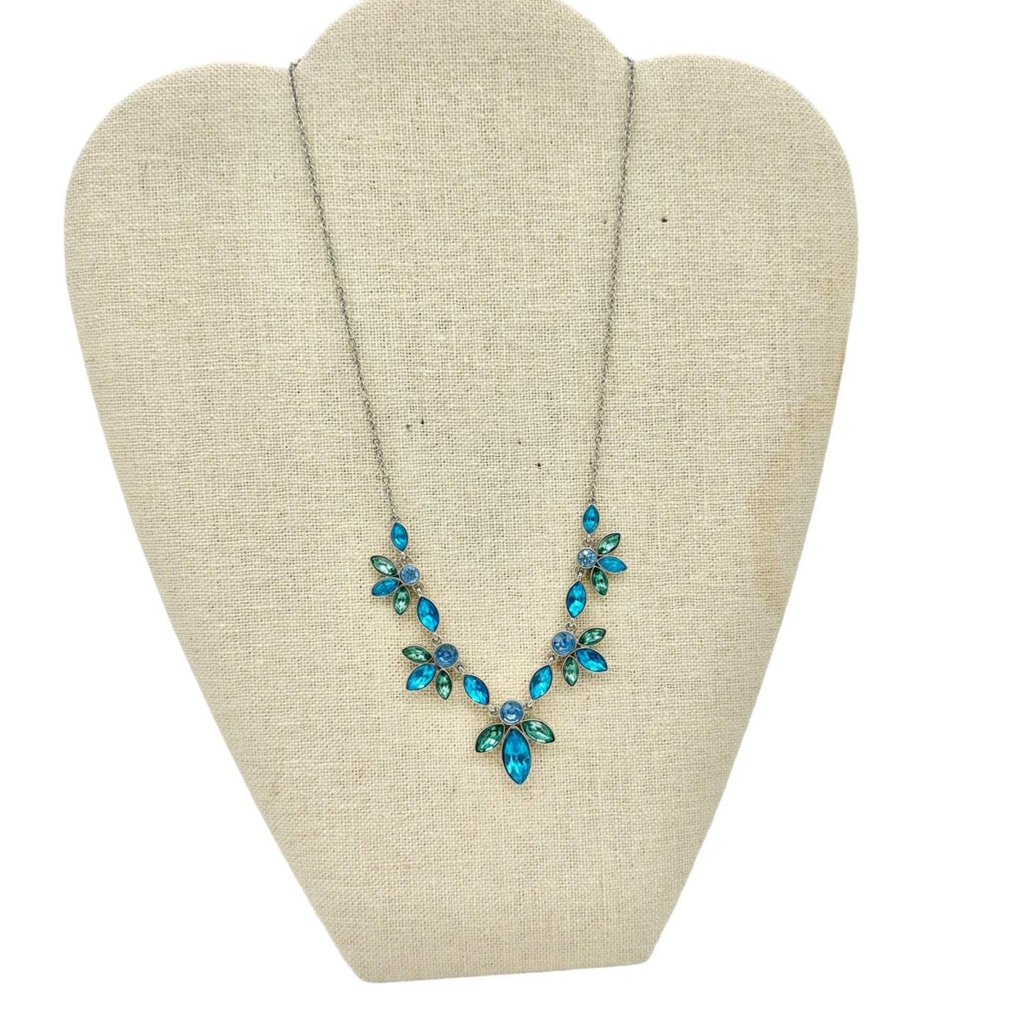 Necklace Womens Silvertone Blue and Green Stones 16-19in Long