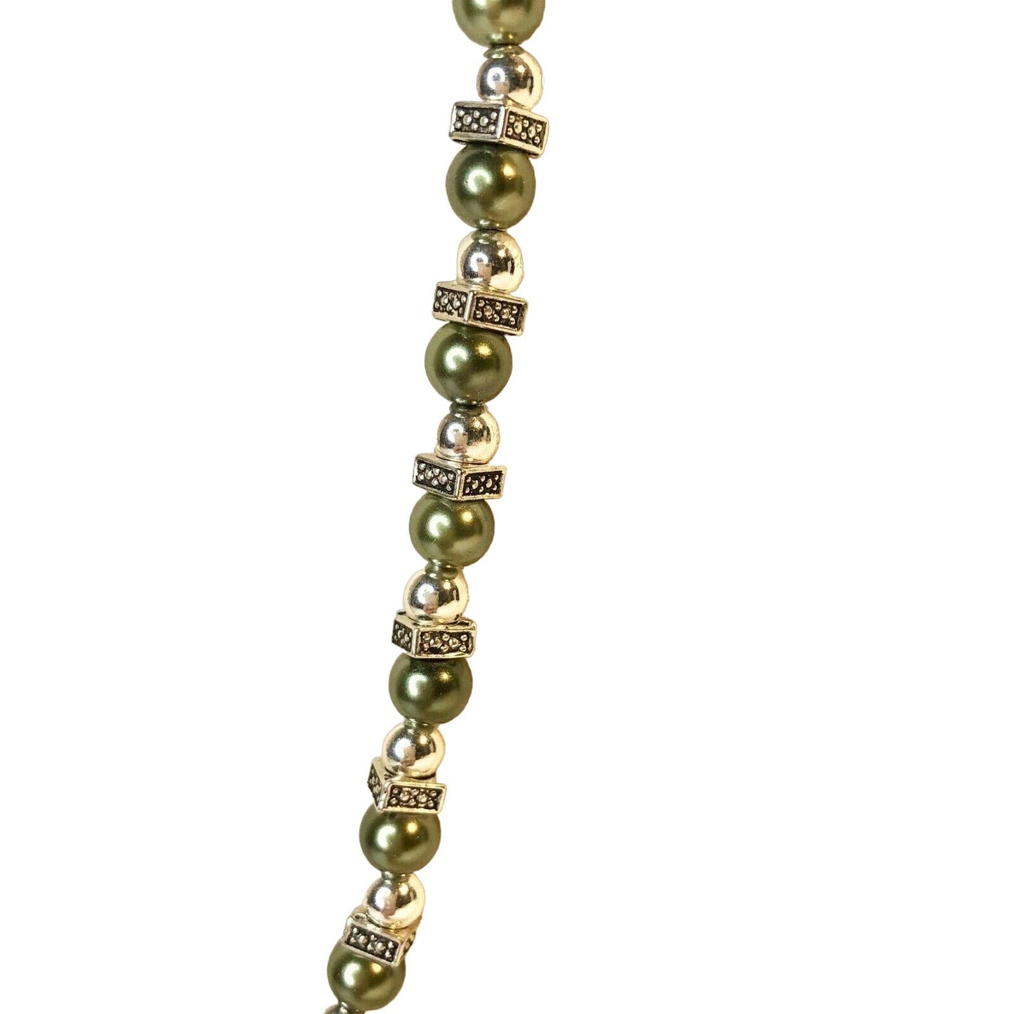 Handcrafted Beaded Necklace Green & Silver Square Beads Simply Elegant NEW