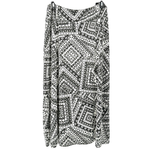 Jane Ashley Skirt Womens 1X Black White Geometric Print Poly Blend Elastic Waist