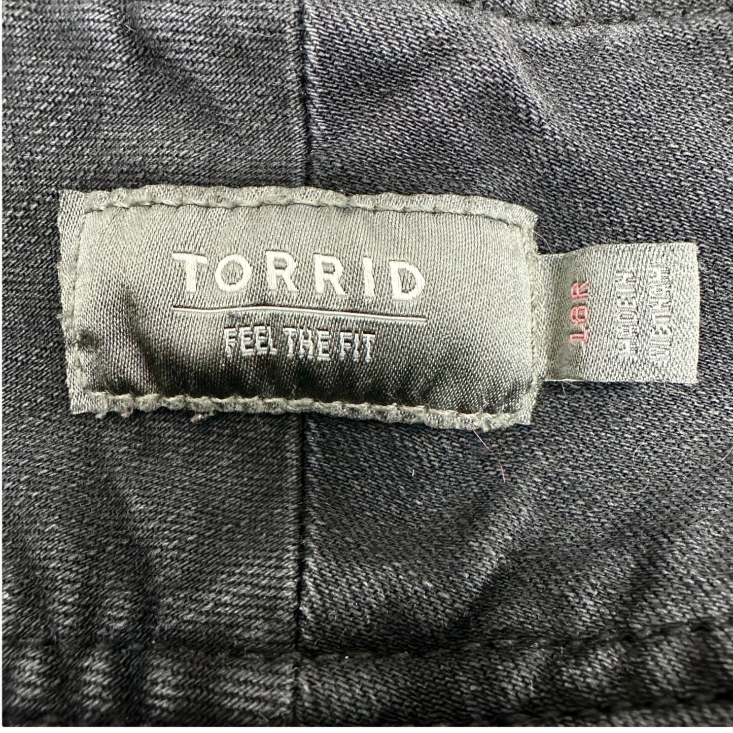 Torrid Feel The Fit Pants Womens 18R Black Denim Front 4 Button Zip Closure EUC