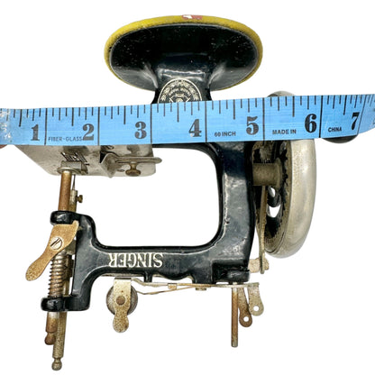 Antique Toy Singer Miniature Hand Crank Sewing Machine Circa 1920s Black 7”H 6”W