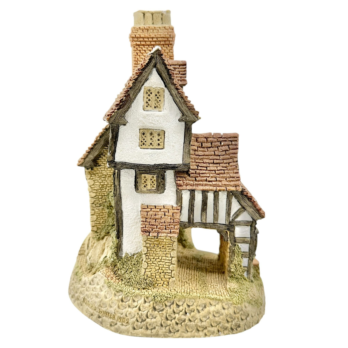David Winter Cottages 1985 Squires Hall Handcrafted Hand Painted Collectible