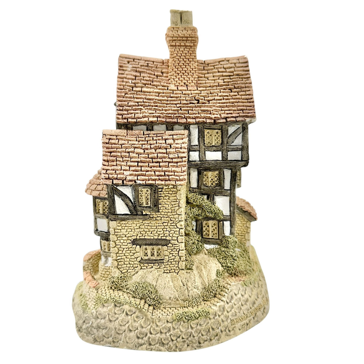 David Winter Cottages 1985 Squires Hall Handcrafted Hand Painted Collectible
