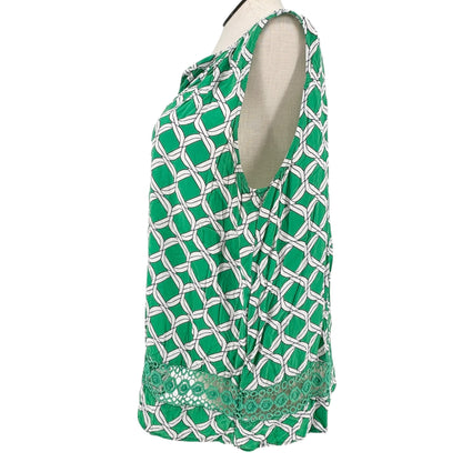 Sleeveless Tunic Top Womens 2X Green White Print Crochet Inset Crown & Ivy Curvy