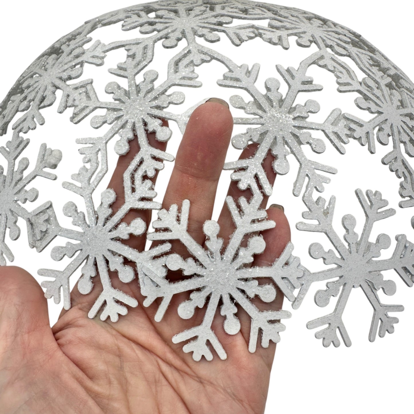 Snowflake Cutout Bowl White With White Garland and Blue White Ornaments Set