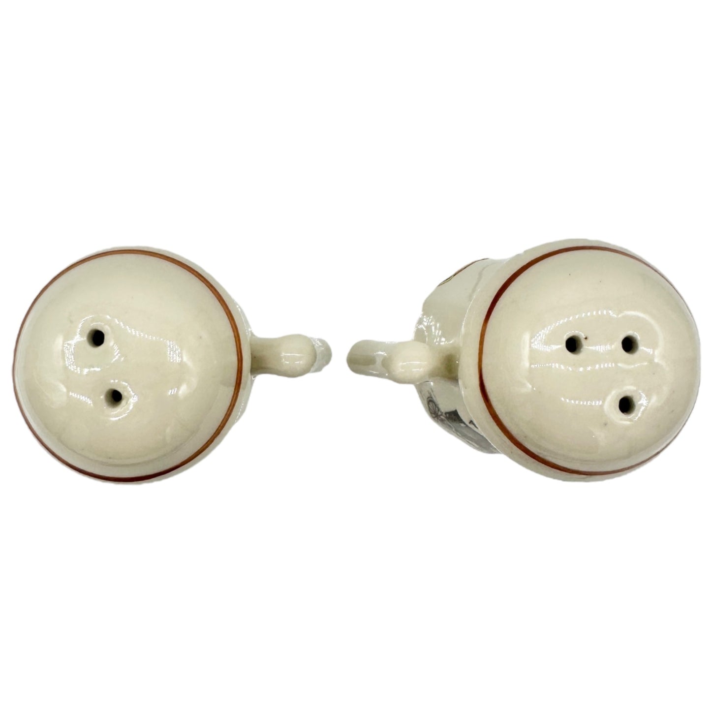 Vtg Amish Country Mug-Style Salt and Pepper Shakers Horse-Drawn Carriage Lipco