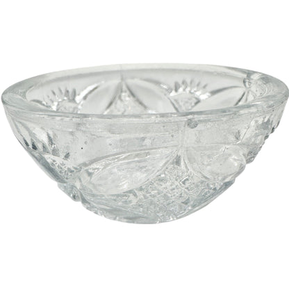 7 Pc Vtg Glass Berry Bowl Set Pattee Cross Design Scalloped Edge Child Tableware