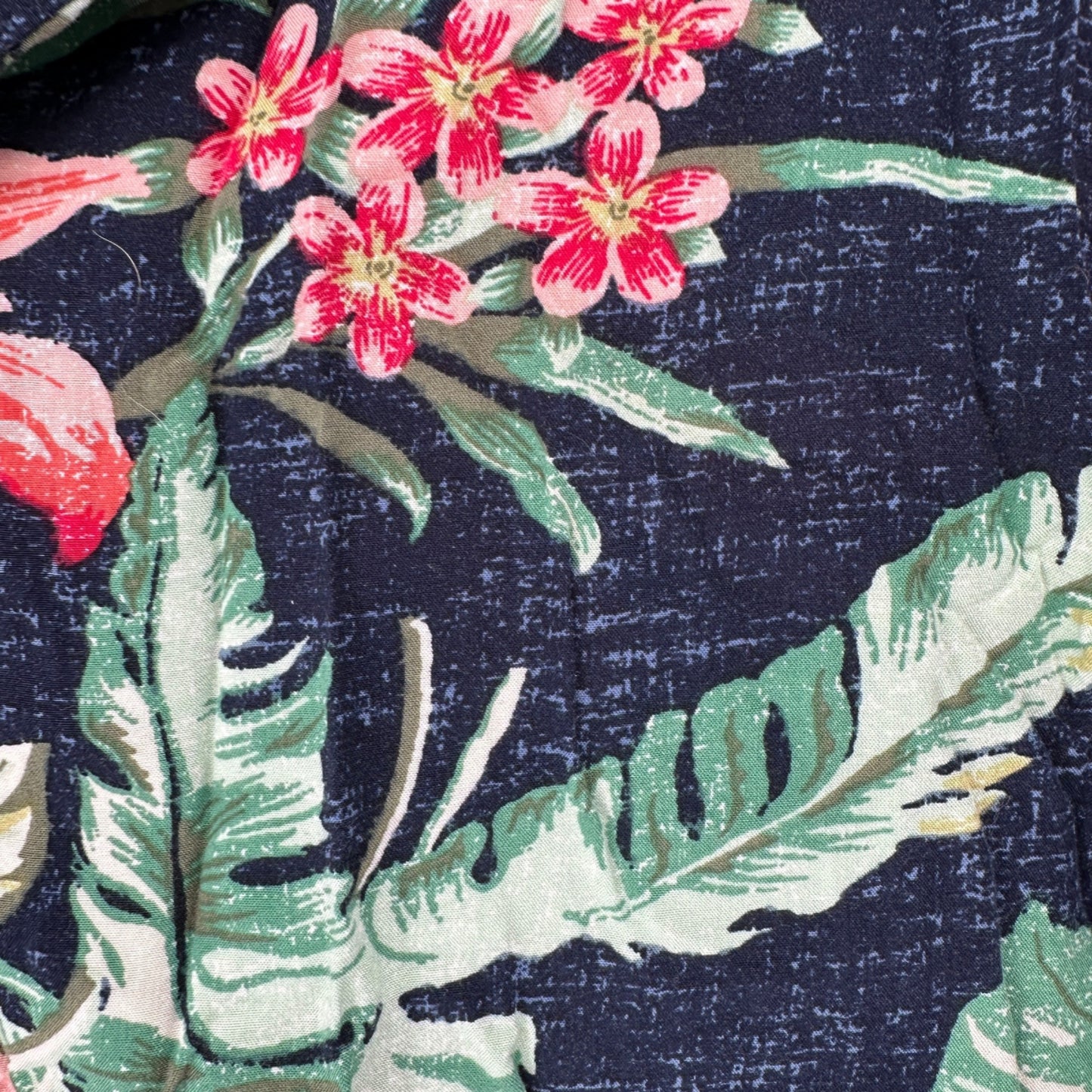 Old Navy Floral Hawaiian Shirt Mens XL Rayon Button-Up SS Tropical Navy Pink