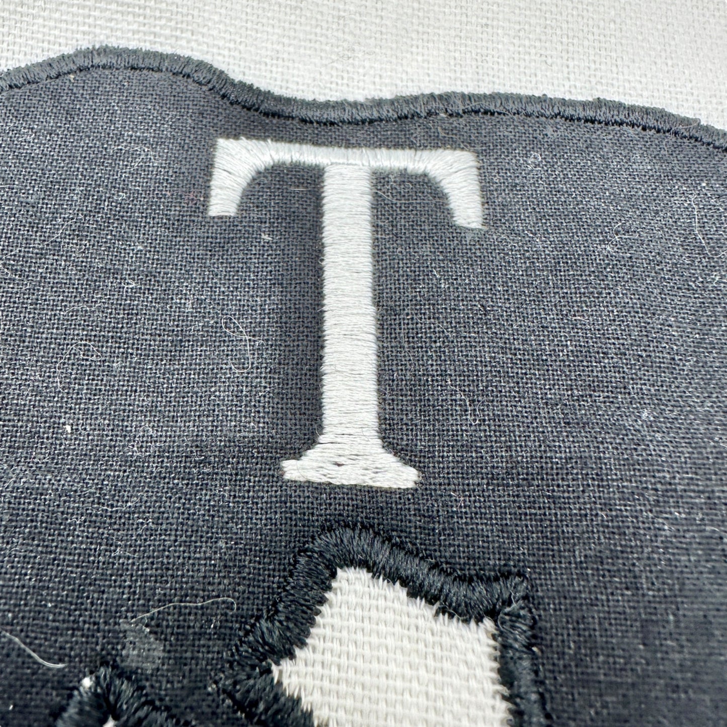 Bear Applique Kitchen Towel Red White Plaid Trim Embroidered T Initial 28x18