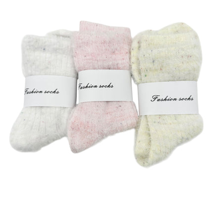 Aristocats Marie Makeup Bag 8.5 X 6.5 With 3 Pairs Of Fashion Socks Gift Set