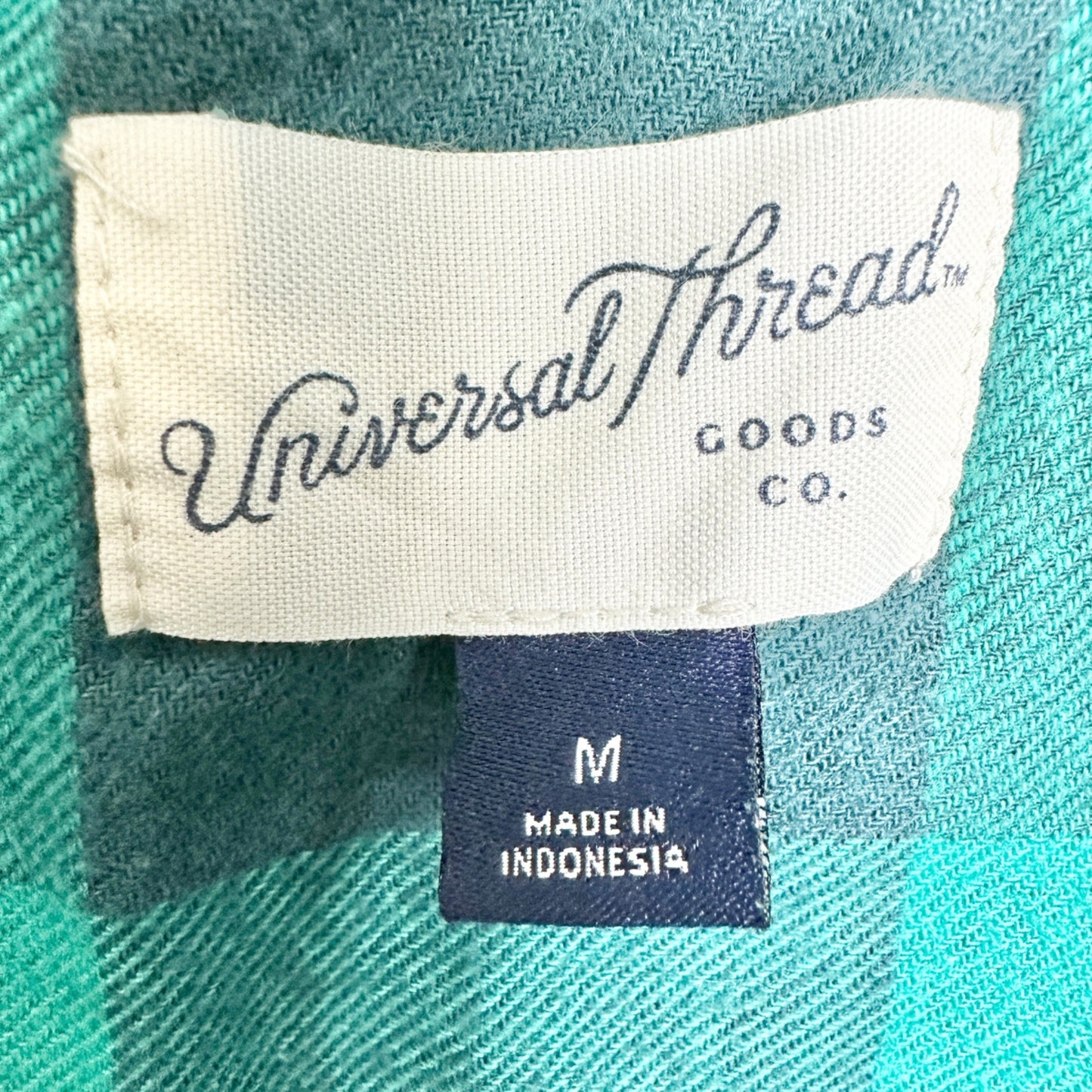 Universal Thread Buffalo Plaid Shirt Womens M Green Black Button-Down Cotton LS