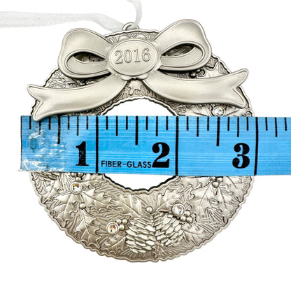 Hallmark Keepsake 2016 Holiday Wreath Ornament With Box Silvertone Metal 3" Dia
