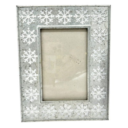 Silver White Snowflake Picture Frame 9x7 Holds 4x6 Photo Winter Holiday Decor