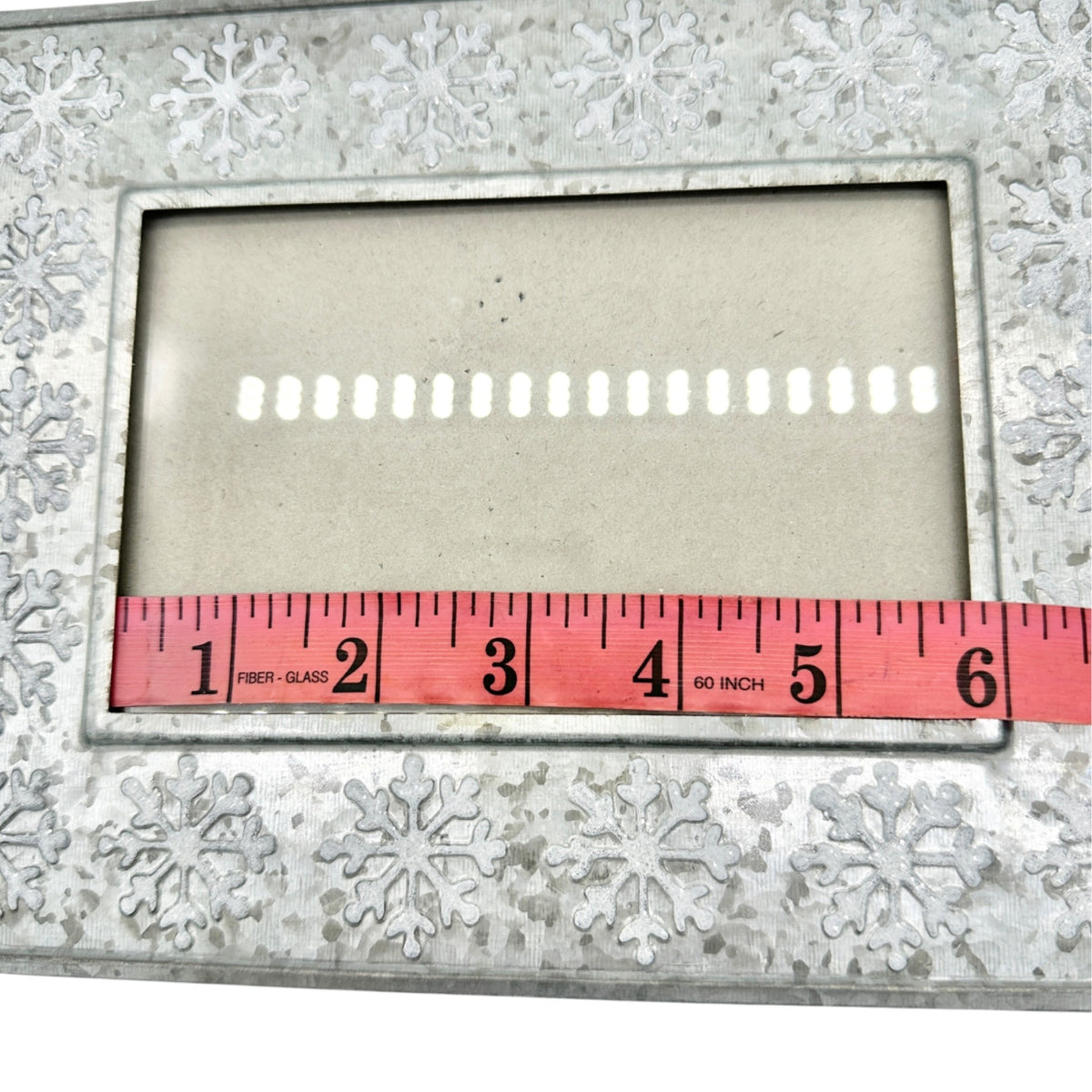 Silver White Snowflake Picture Frame 9x7 Holds 4x6 Photo Winter Holiday Decor