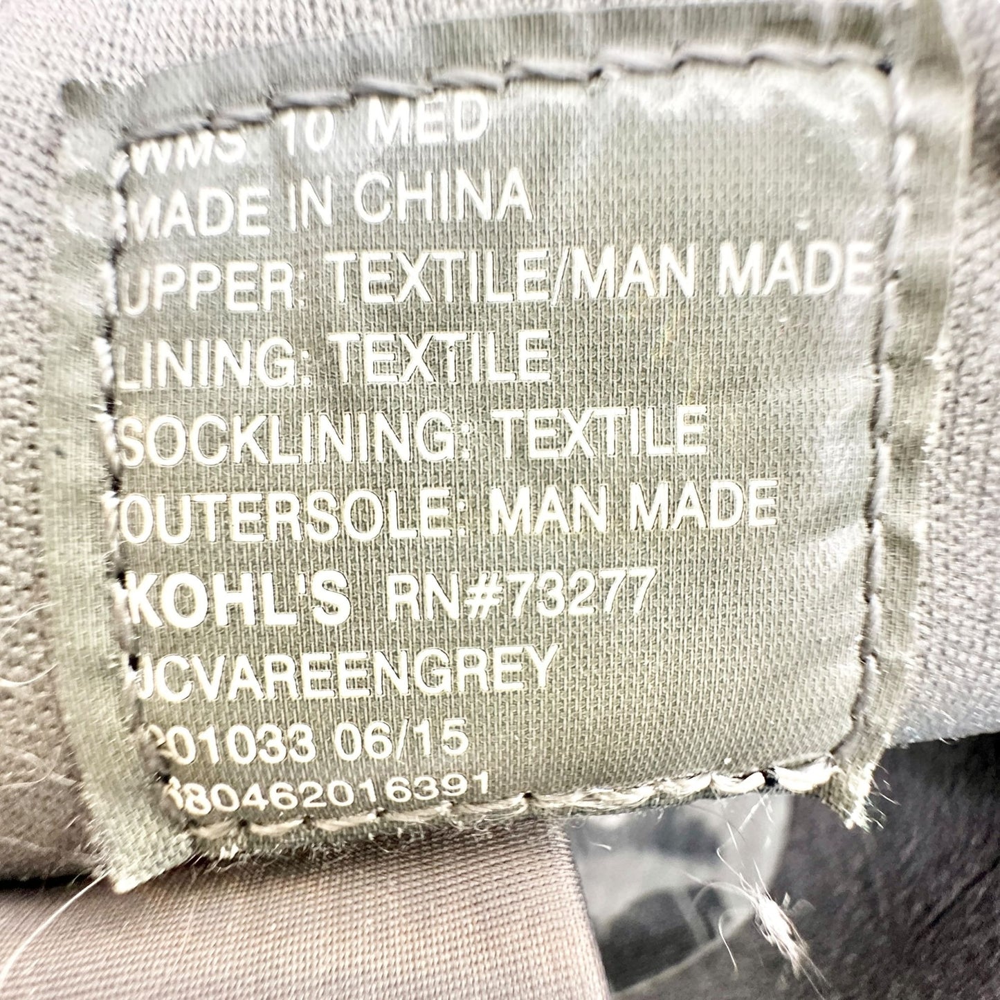 Juicy Couture Quilted High-Top Sneakers Womens Sz 10 Gray Faux Leather Side Zip