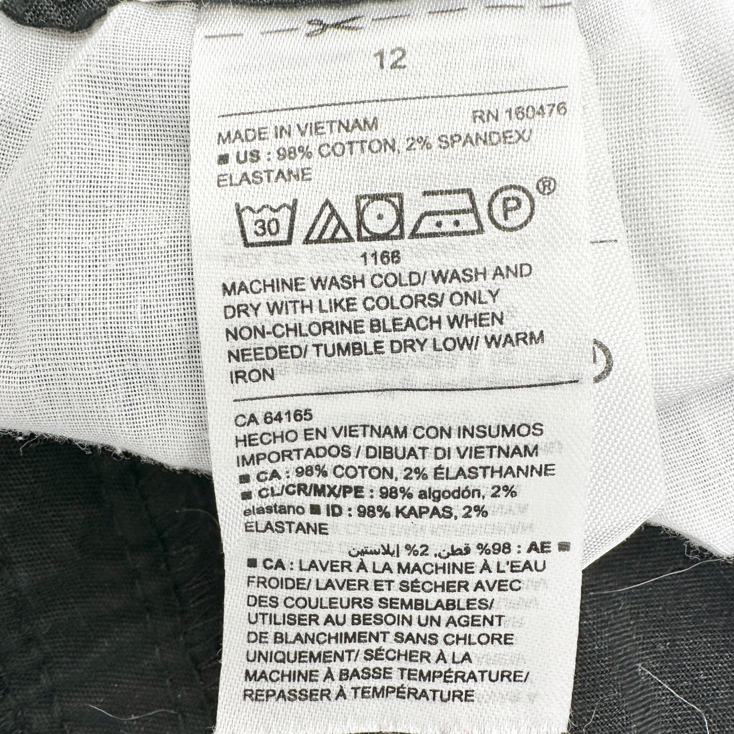 Old Navy Shorts Womens Size 12 Black Everyday Mid-Rise Cotton Blend 7 in Inseam