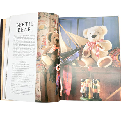 Making Traditional Teddy Bears Featuring 12 Collectable Designs BrianDonna Gibbs