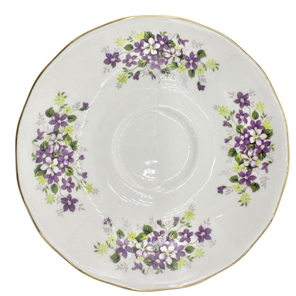 Queen Anne Violet Bone China Tea Cup Saucer Set England Gold Trim Floral Design