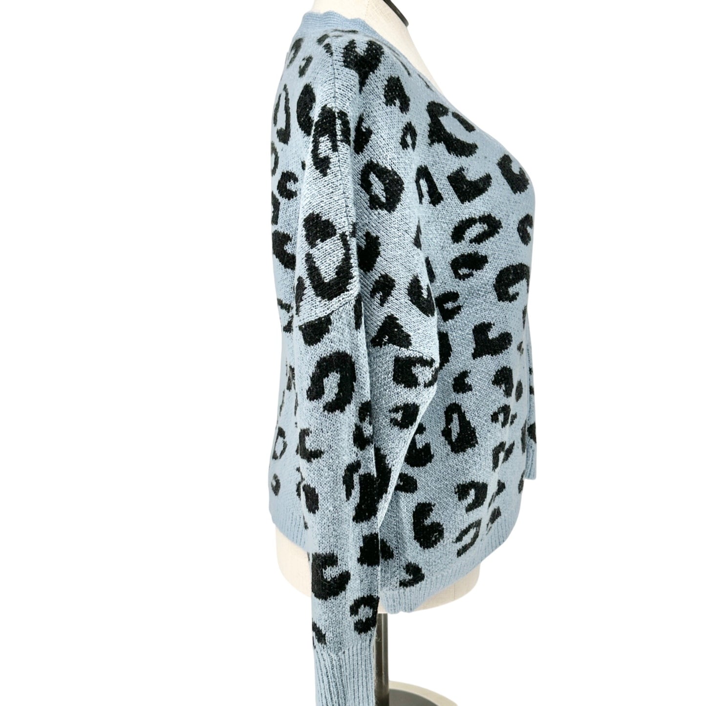 Cardigan Sweater Womens 2X Blue Black Leopard Print Acrylic by C&C California