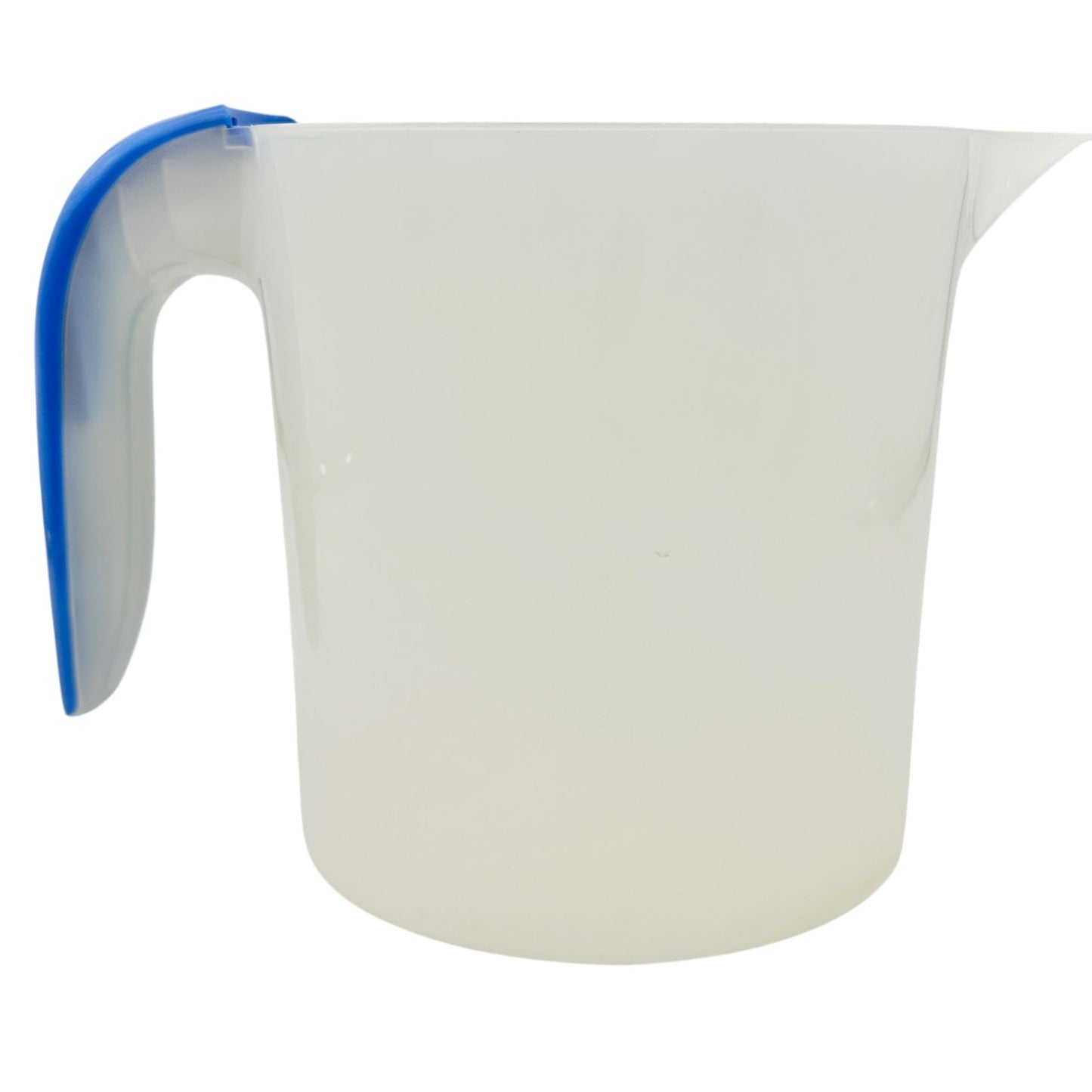 3 Qt Plastic Pitcher With Blue Handle and 3 Star-Shaped Ice Cube Trays Red White