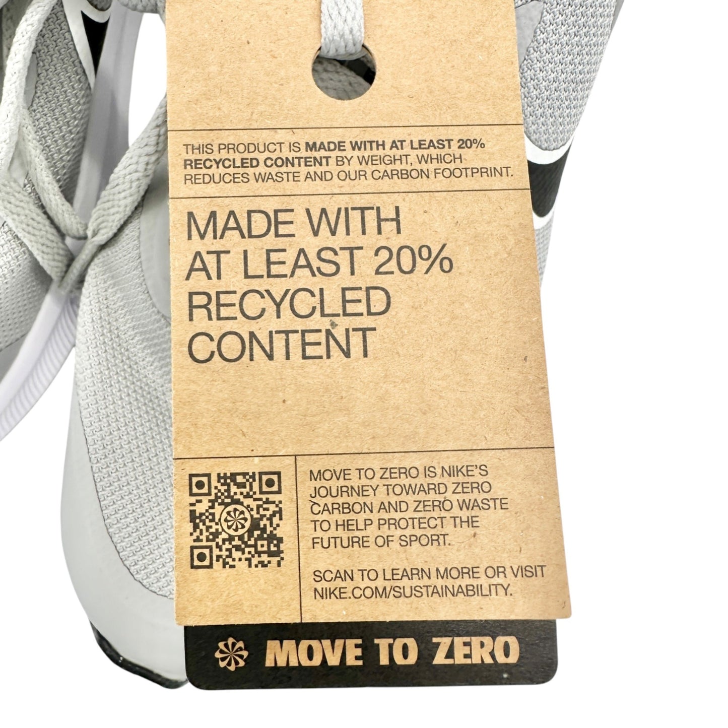 Nike Star Runner 2 Youth Running Shoes Gray White Size 6Y Lightweight Mesh Soft