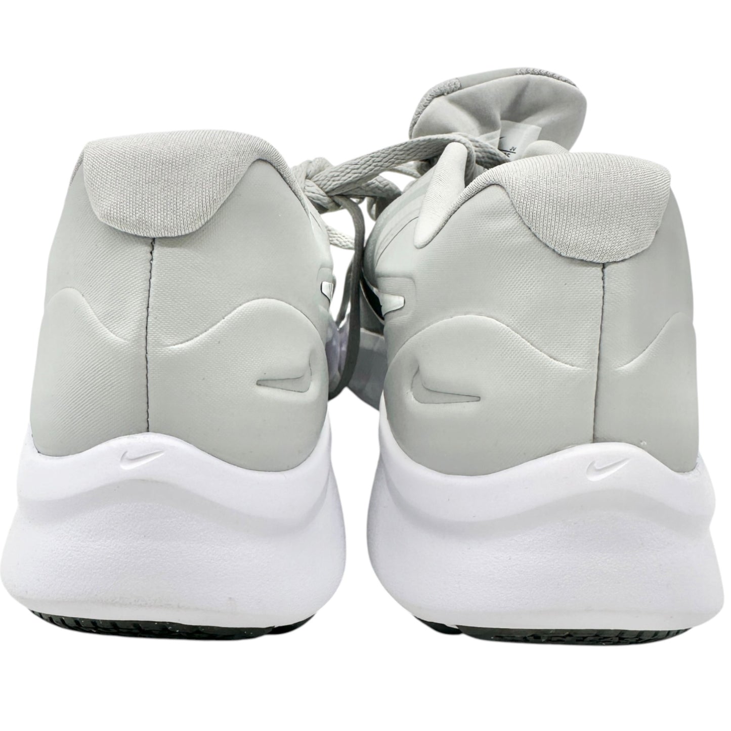 Nike Star Runner 2 Youth Running Shoes Gray White Size 6Y Lightweight Mesh Soft