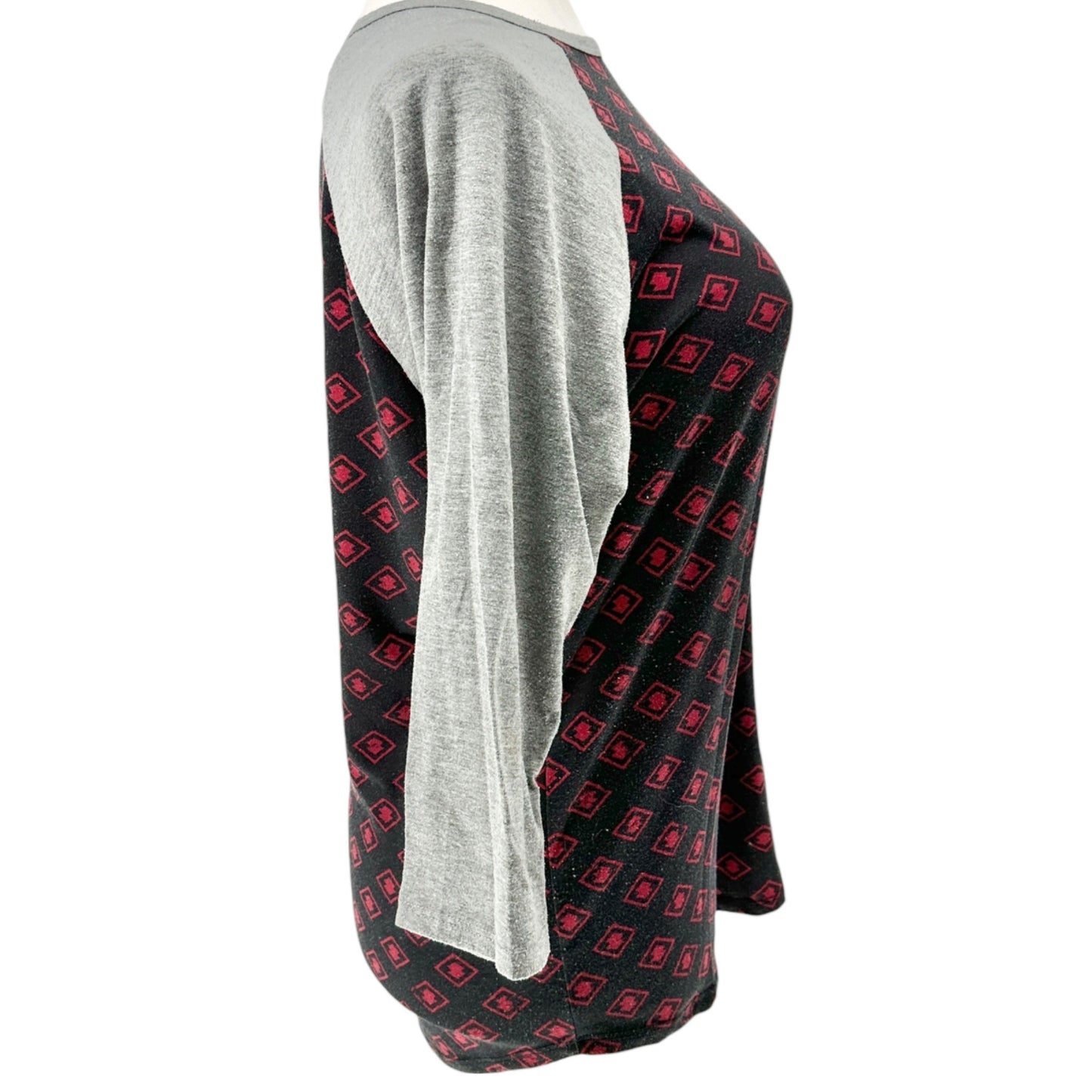 LuLaRoe Randy Top L Black Red Gray Geometric Print 3/4 Sleeve Raglan Stretchy