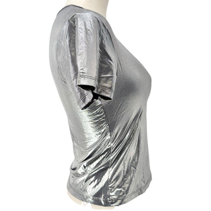 Love Streak Fitted Top Womens Size S Metallic Silver Short Sleeve Shiny Silky