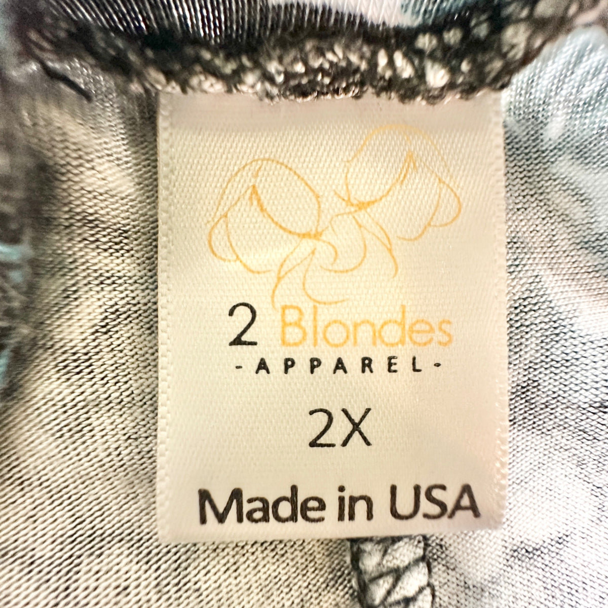 2 Blondes Apparel Womens 2X Floral Print Tunic Top Shark Bite Hem LS Black Teal