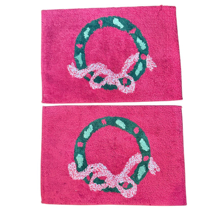 Threshold Bath Mats Throw Rugs Pair Christmas Wreath Design 26x18 Red and Green