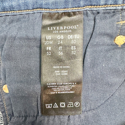 Liverpool Los Angeles Denim Shorts Women 20W Light Wash Frayed Hem Casual Summer