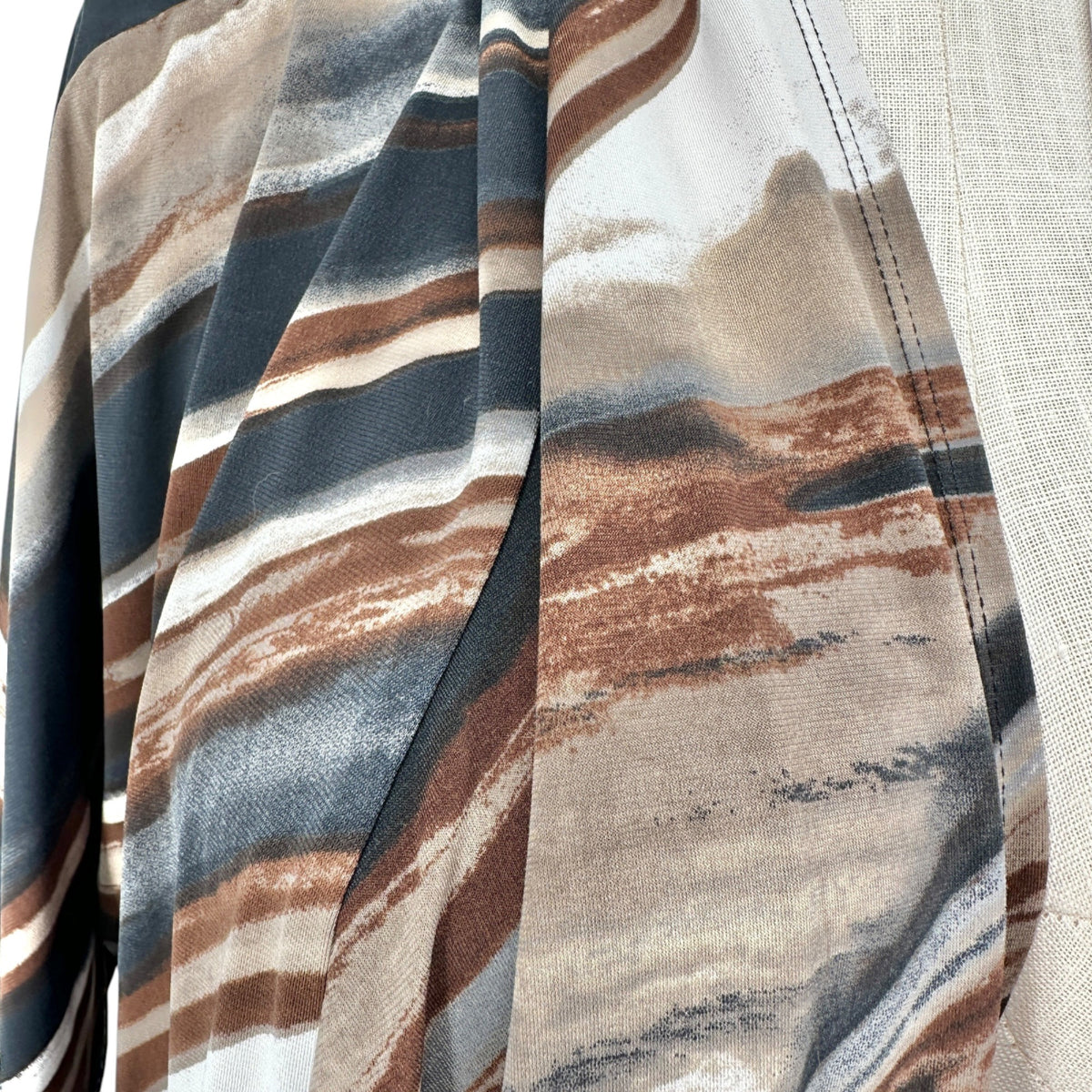 Maggie Barnes 1X Open Front Cardigan Top Earth Tones Brown Black Abstract Print