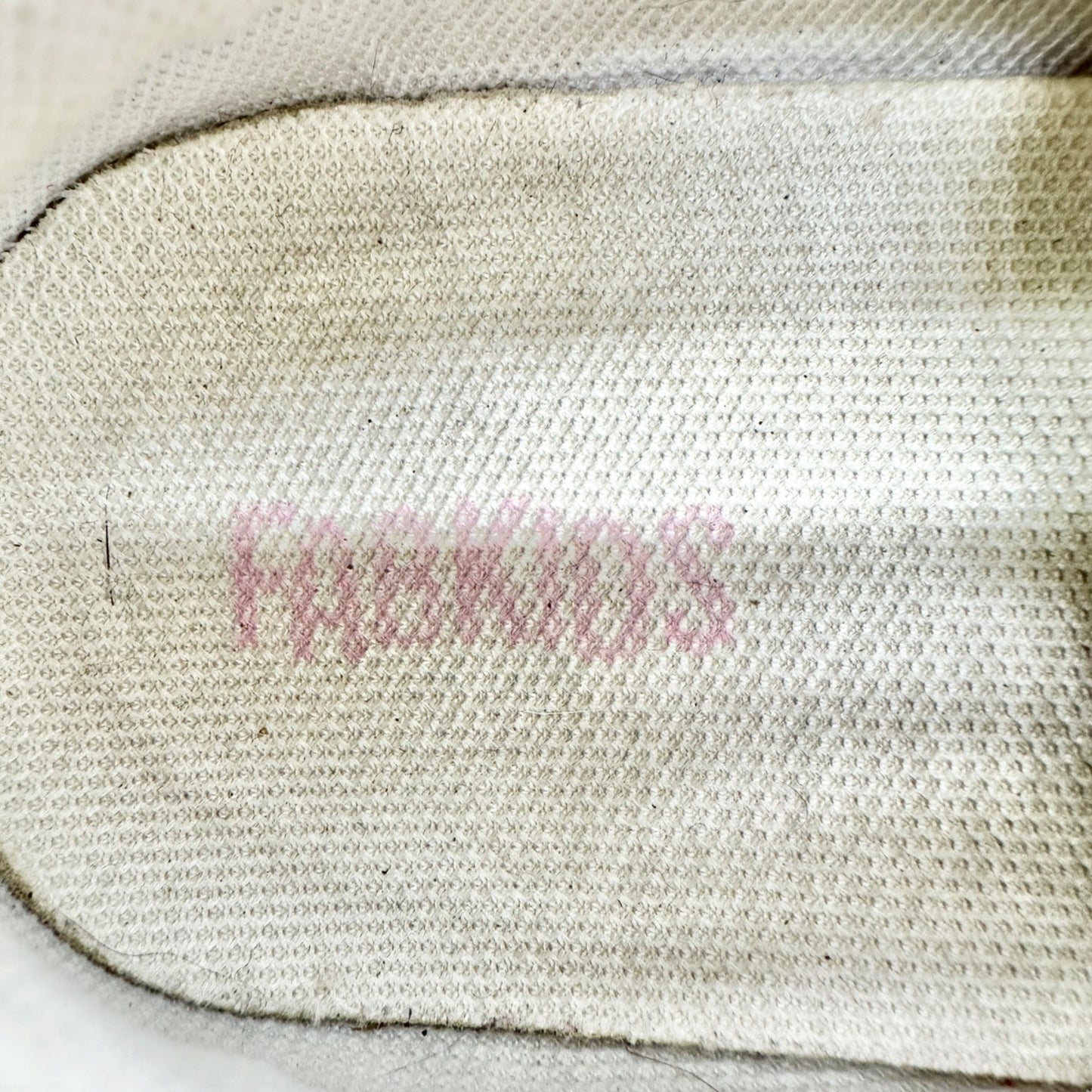 FabKids Glitter Heart Sneakers Girls US 5 White Pink with Light Up Soles Lace Up