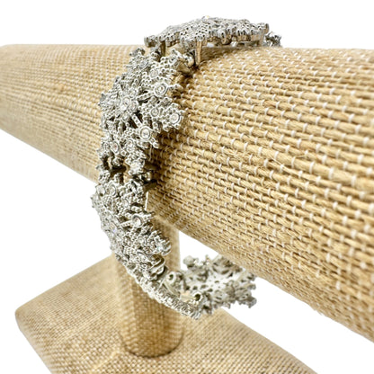 Vintage Inspired Silver Tone Snowflake Stretch Bracelet With Rhinestone Accents