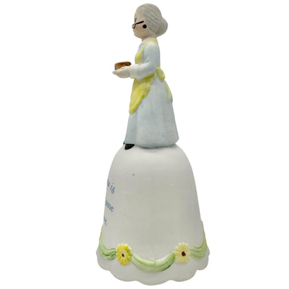 Grandma Porcelain Bell Music Box Grandma Love Quote MSR Imports 1984 Ceramic 7"H