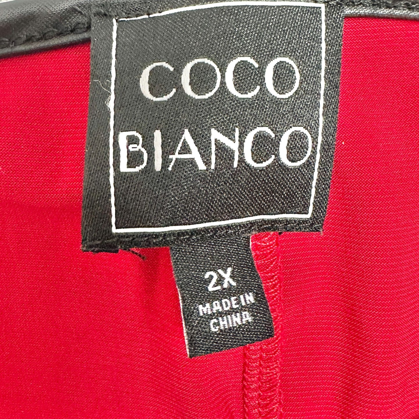 Coco Bianco Tunic Top Womens 2X Vibrant Red With Black Trim Bell Sleeves Stylish