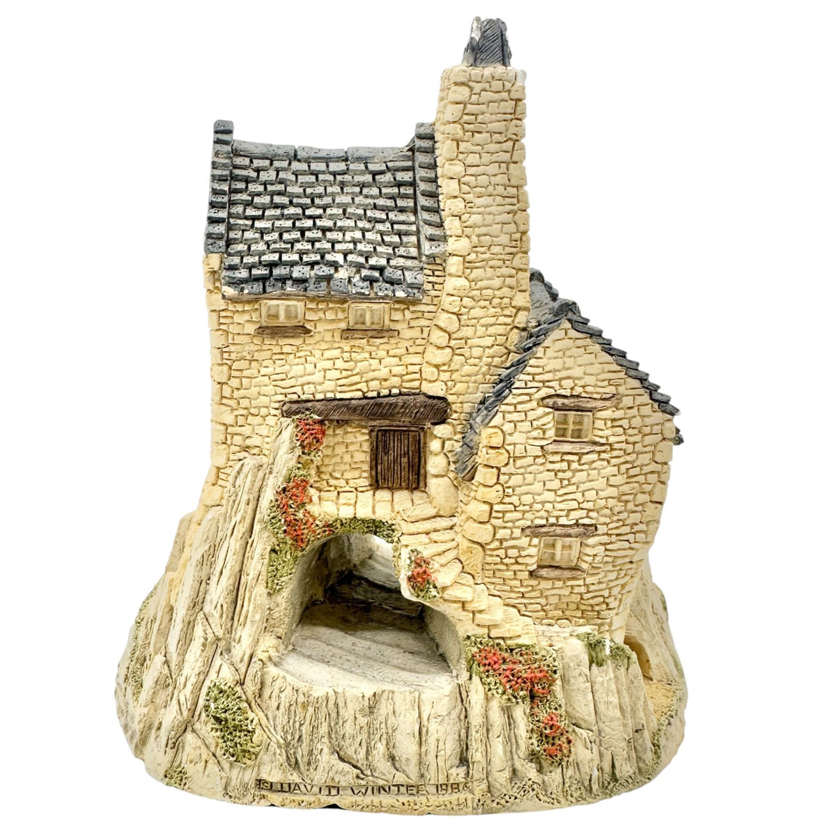 David Winter 1986 Tamar Cottage Handcrafted Hand Painted Collectible  John Hine