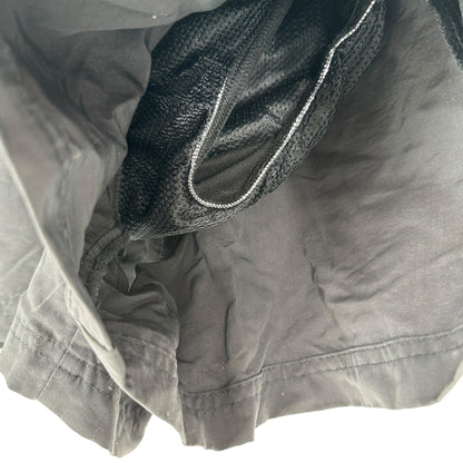 LL Bean Shorts Womens M Black Side Pockets Liner EUC