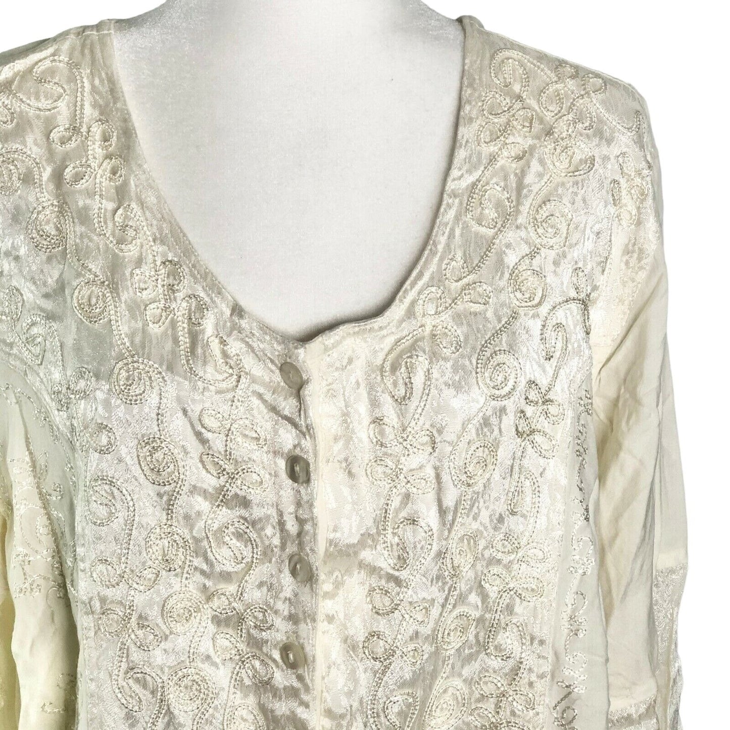 My Choice 1X Cream Lace Embroidered Button-Up Blouse With Ruffle Hem LS