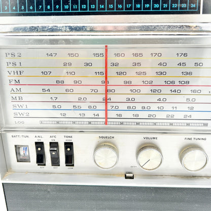 Vtg Aircastle Solid State 8 Band Receiver Model 162F1 World Radio w Antennas