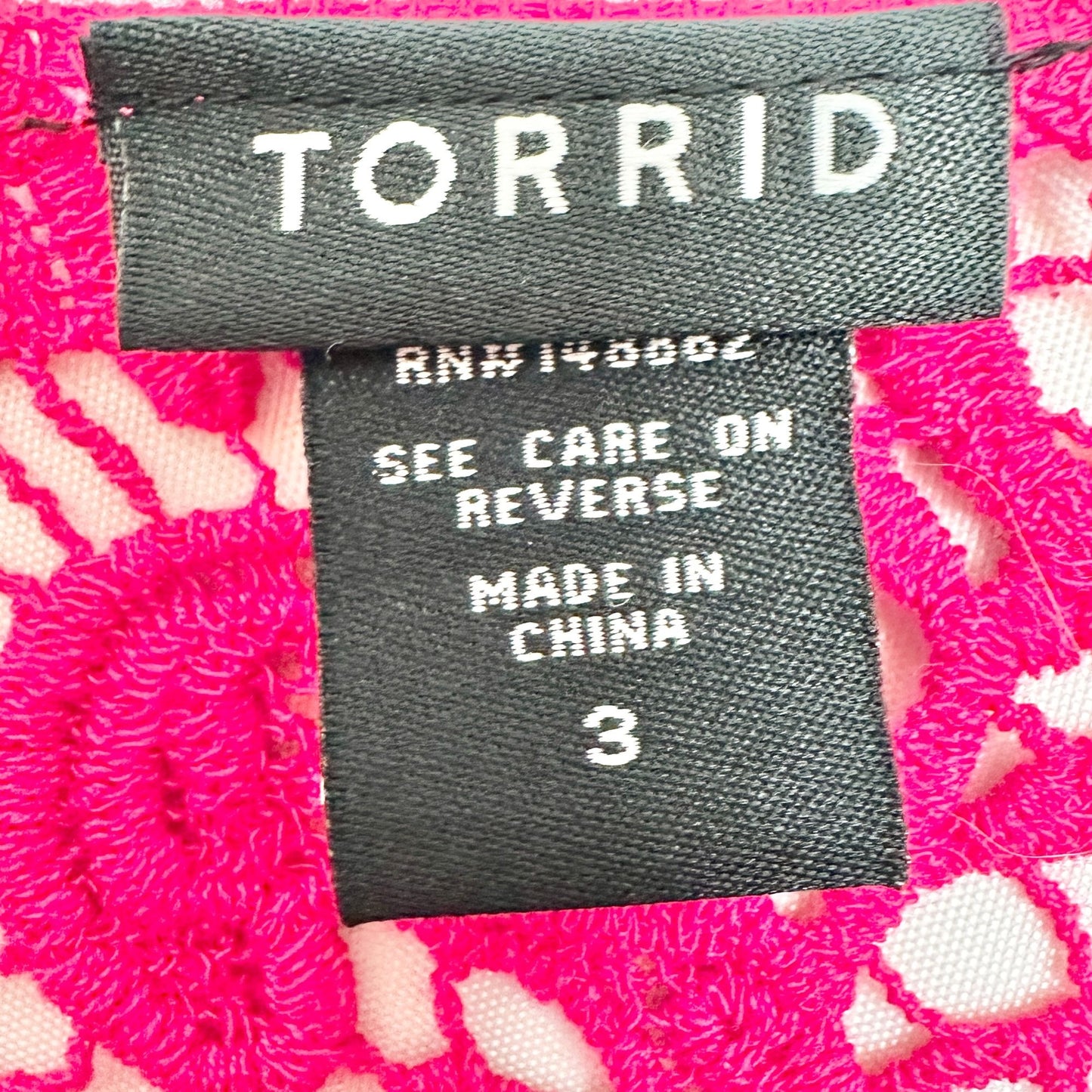 Torrid 3 Crochet Lace Crop Top Women 22-24 Hot Pink SS Boho Floral Sheer Overlay