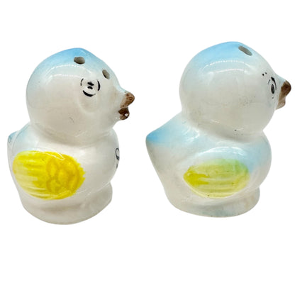 Vintage Ceramic Bird Salt and Pepper Shakers Hand-Painted Made In Japan 2in Tall