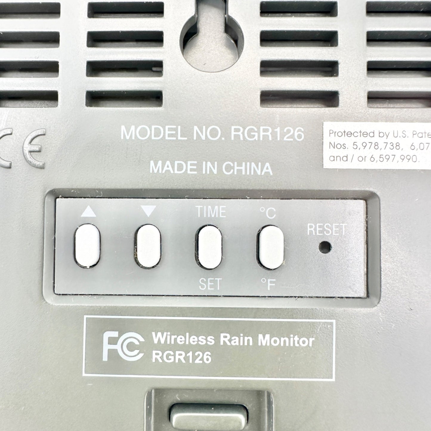 Oregon Scientific Wireless Rain Monitor RGR126 Digital Display Weather Station