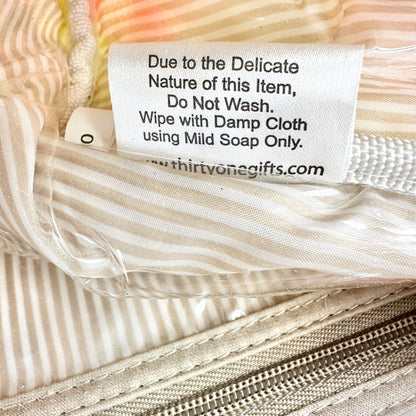 Thirty One Free Spirit Floral Cosmetic Travel Bag Top Zip Side Pocket Easy Clean