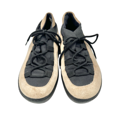 Fruit Womens Sneakers Size 39 Tan and Black Suede Lace Up Italy Made Lightweight