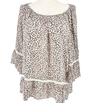 Leopard Print Top Womens 2X White Gray Blush Lace Trim Bell Sleeves Zac & Rachel
