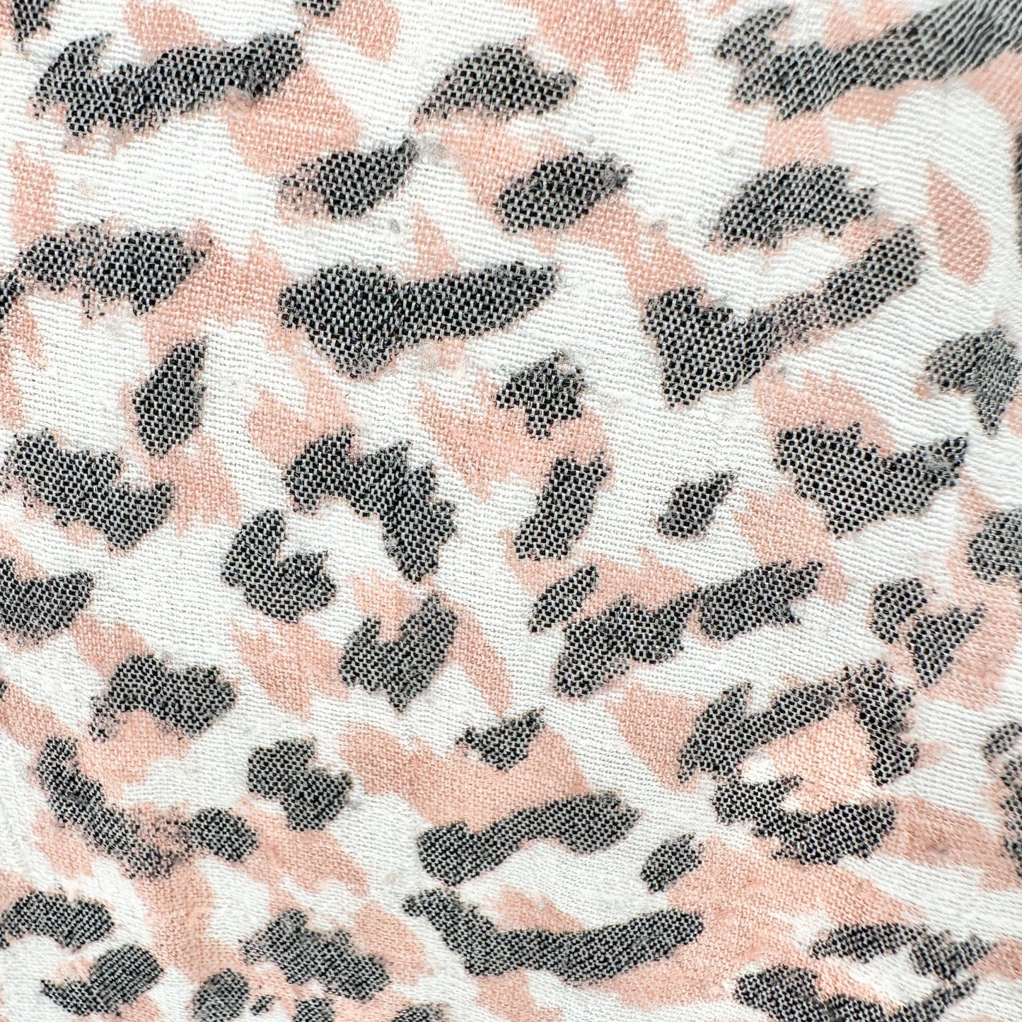 Leopard Print Top Womens 2X White Gray Blush Lace Trim Bell Sleeves Zac & Rachel