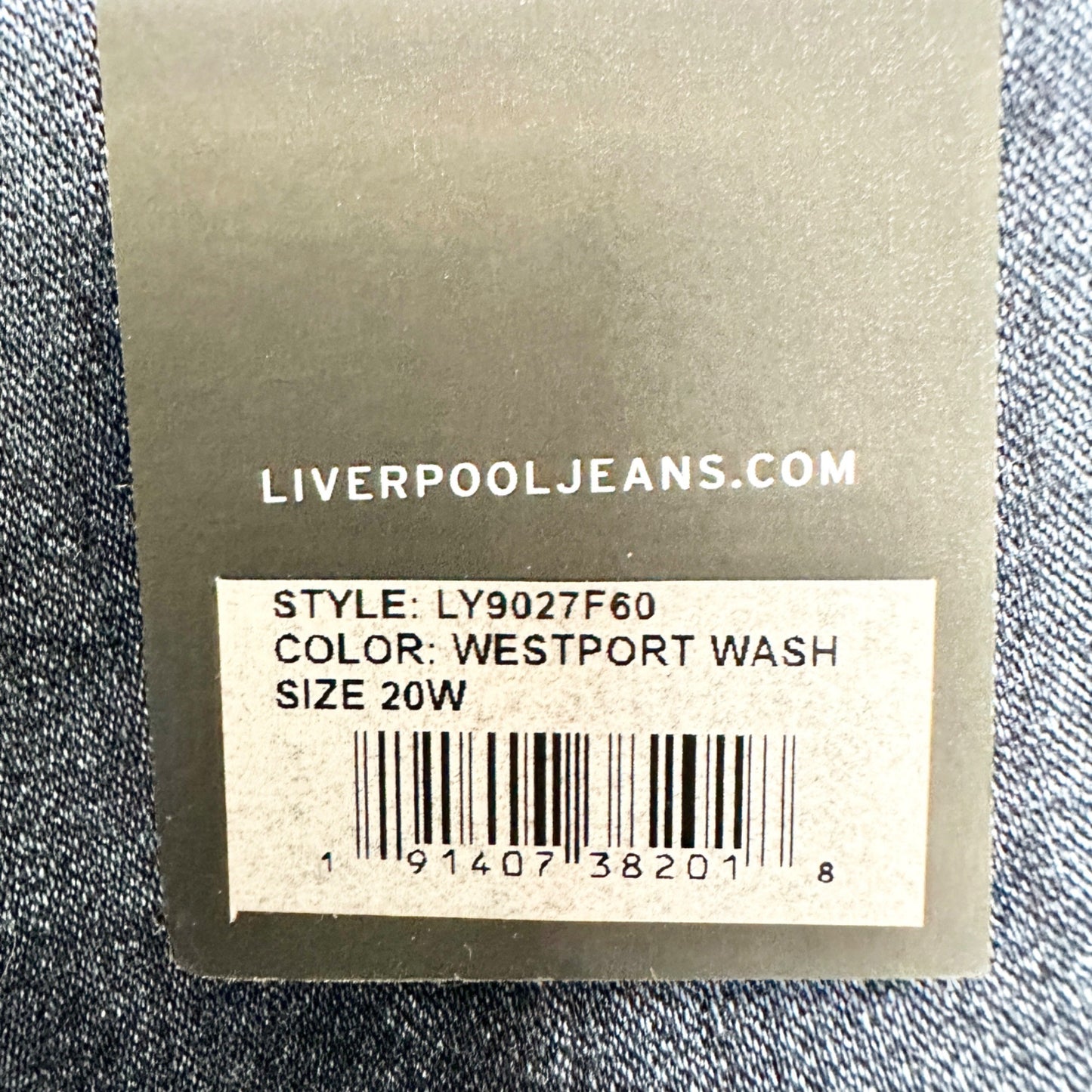 Liverpool Denim Corine Short Womens 20W Westport Wash Stretch Cuffed Hem Pockets